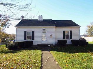 702 Gulf Rd, Elyria, OH 44035