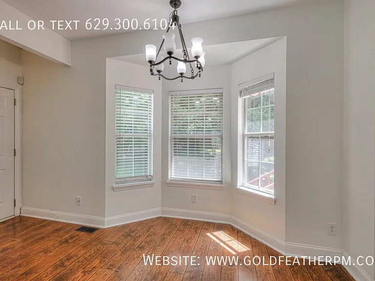 5888 Woodlands Ave — Photo 14