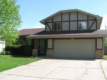 1st image of 901 Renee Ave