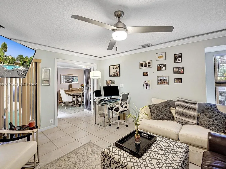 22322 Pineapple Walk Dr — Photo 36