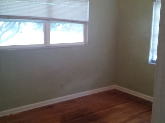 5th image of 4976 14th Ave N