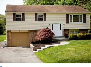 3314 Humpton Rd, Thorndale, PA 19372