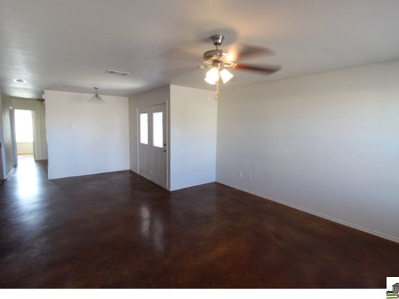 3rd image of 2923 Starlight Dr #A