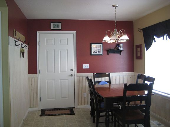 Kitchen- antiqued beadboard