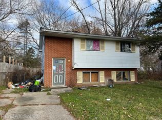 3012 Raskob St, Flint, MI 48504
