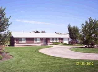 884 N Bethel Ave, Sanger, CA 93657