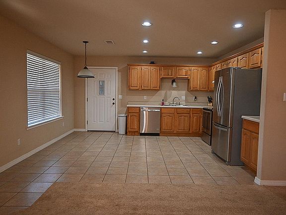5th image of 183 Myrtle Dr