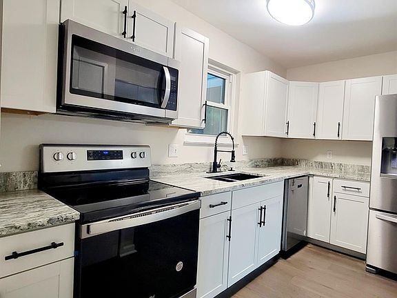 3rd image of 5638 Springdale Rd Unit 6
