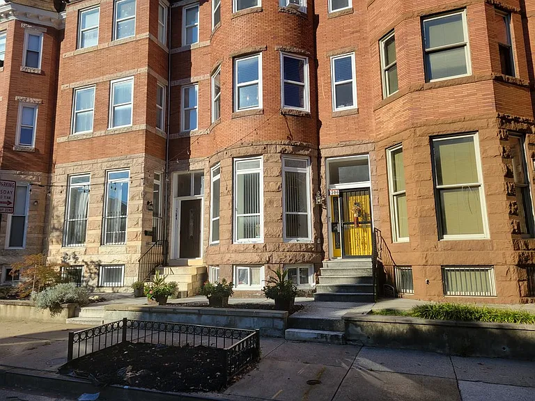 2206 Callow Ave — Photo 9