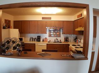 202 W Prospect Ave APT 3, Pierre, SD 57501