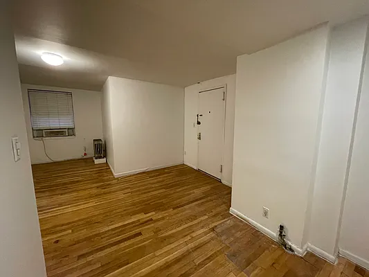 Rented by Nest Seekers International | media 7