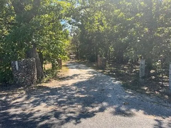 31379 McLaughlin Ave, Warsaw, MO 65355
