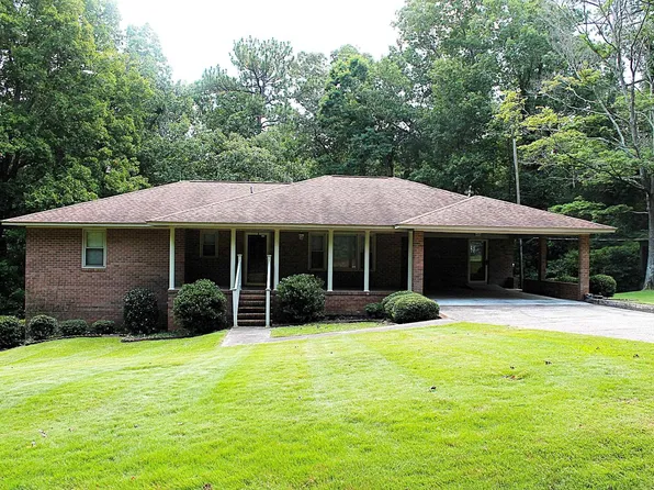 155 Pinewood Dr, Chapin, SC 29036
