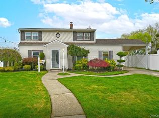 203 Saddle Lane, Levittown, NY 11756