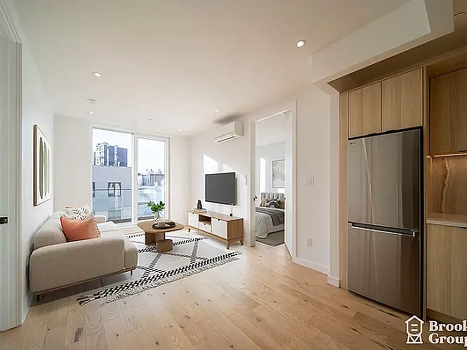 1st image of 257 Driggs Ave #2A