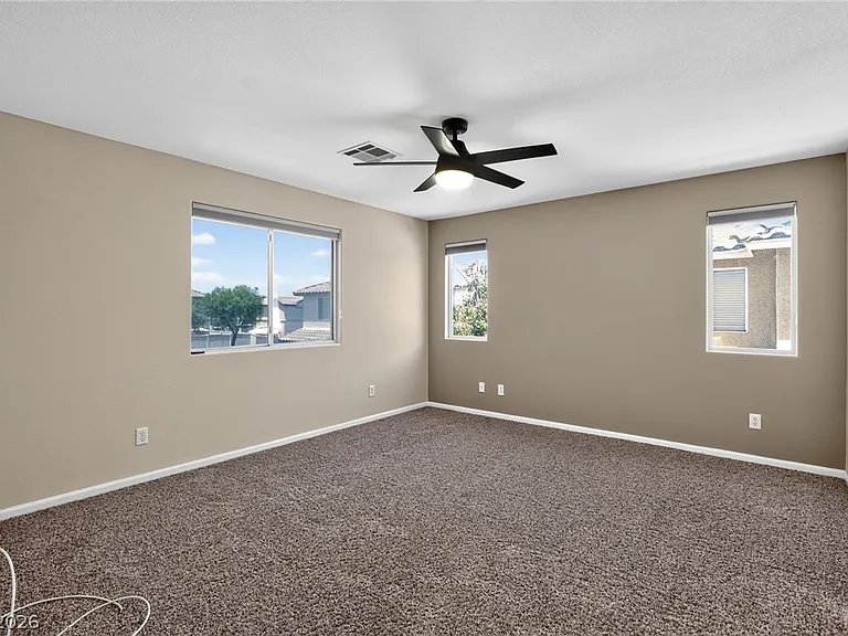 10566 Corte Sierra St — Photo 8