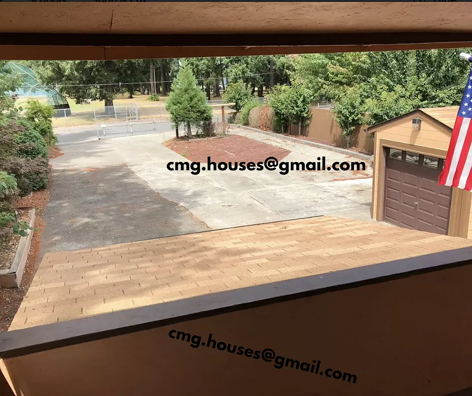 14602 Portland Avenue Southwest, Unit B — Photo 4