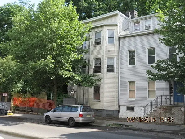 209 W Broadway APT 3, Paterson, NJ 07522