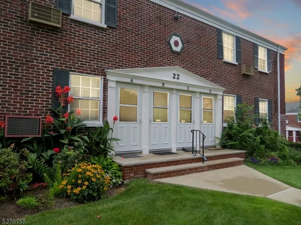 22C COLFAX MANOR #22C, Roselle Park Boro, NJ 07204