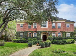 845 Sprucewood Ln, Houston, TX 77024