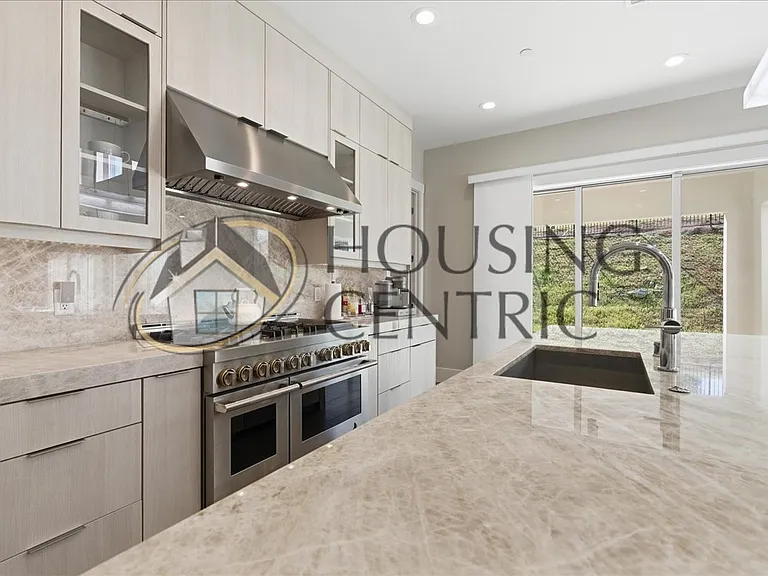 1390 Wheeler Peak Ct — Photo 17