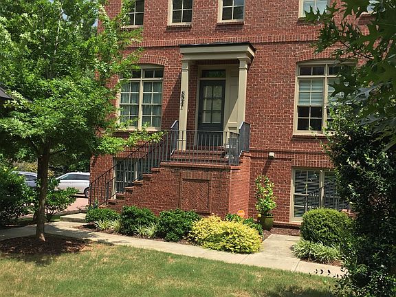 Handsome well built townhome