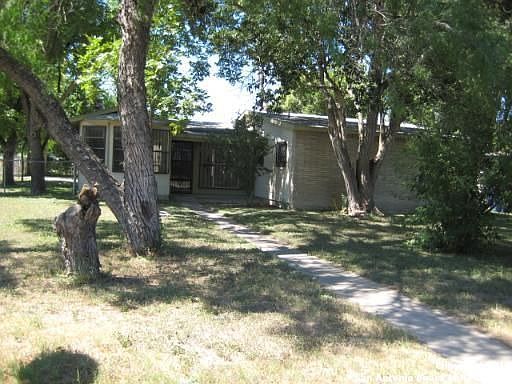 2nd image of 203 Ravenhill Dr