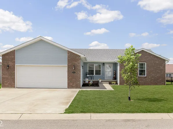 1652 W Freedom St, Greensburg, IN 47240