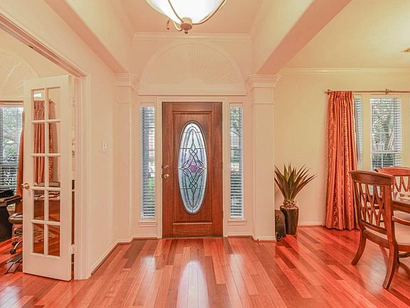 3rd image of 7923 Split Cypress Ln