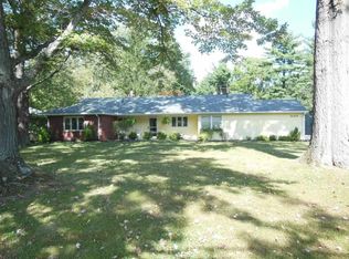 320 Gardendale Rd, Terre Haute, IN 47803