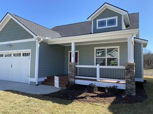 236 Leyland Cir, Hendersonville, NC 28792