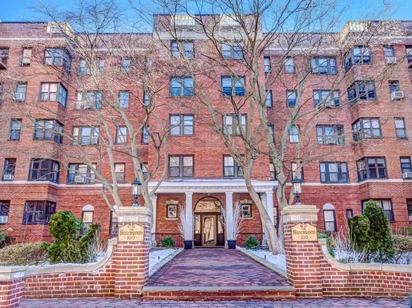 100 Prospect Ave APT 2E, Hackensack, NJ 07601