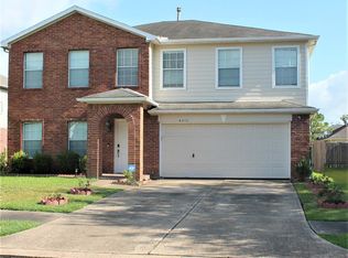 3213 Wild Turkey Ln, Pearland, TX 77581