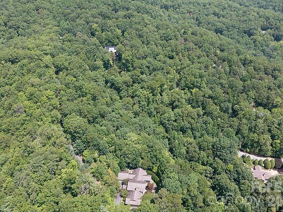 2nd image of Stone Dr #L40