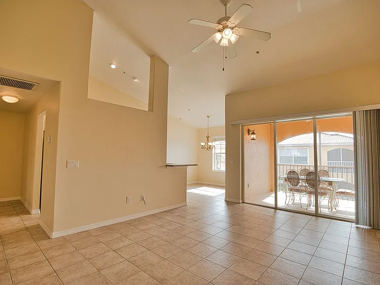 150 L Pavia Blvd #32 — Photo 8