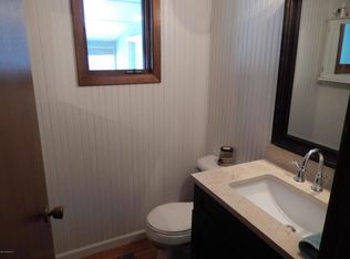 121 N County Road 56, Le Roy Township, MN 55951
