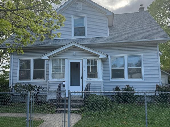 276 N Columbus Avenue, Freeport, NY 11520