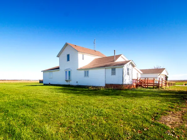 3234 N 1300 East Rd, Chebanse, IL 60922