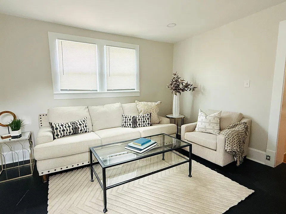 161 Preston Ave #2