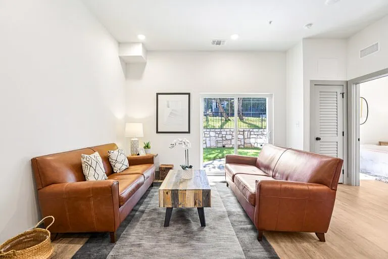 2450 Wickersham Ln #2012 — Photo 15