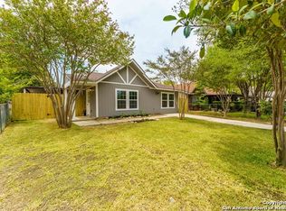 1215 Swaying Oaks Dr, San Antonio, TX 78227