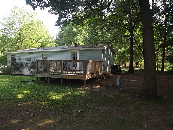 2nd image of 15 Parkside Dr.