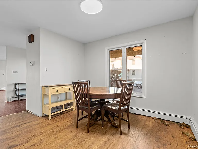 115 Maryland Ave — Photo 10