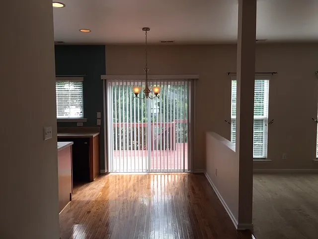 255 Joshua Glen Ln — Photo 10