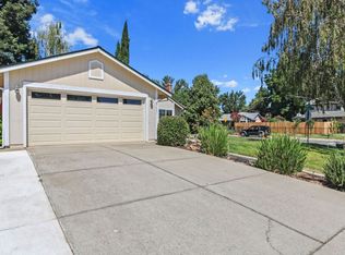 3061 Azevedo Dr, Sacramento, CA 95833