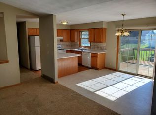 1529 Wolcott St, Janesville, WI 53546