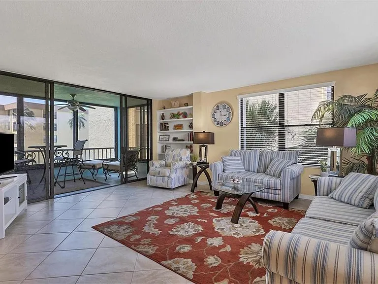 8776 Midnight Pass Rd #C307 — Photo 2