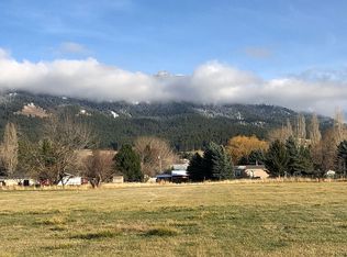 69438 Antles Ln, Cove, OR 97824