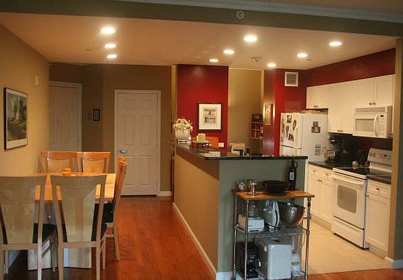 2nd image of 300 Mamaroneck Ave #6
