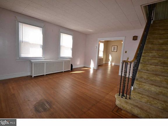 4th image of 3213 Albermarle Ave